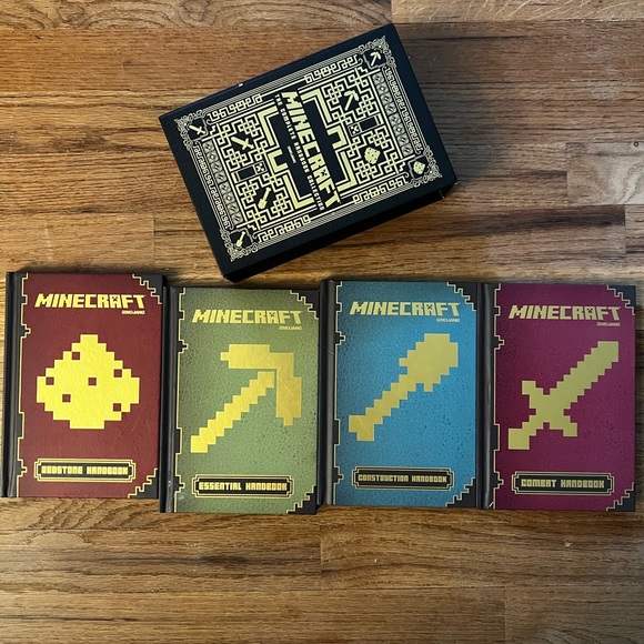 Minecraft Complete Handbook Collection - Picture 1 of 4